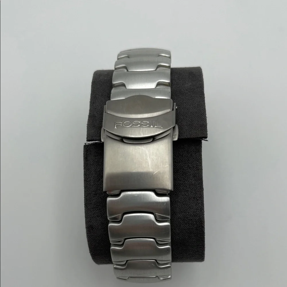 Vintage Fossil Blue Gray Dial Stainless Steel Silver Watch